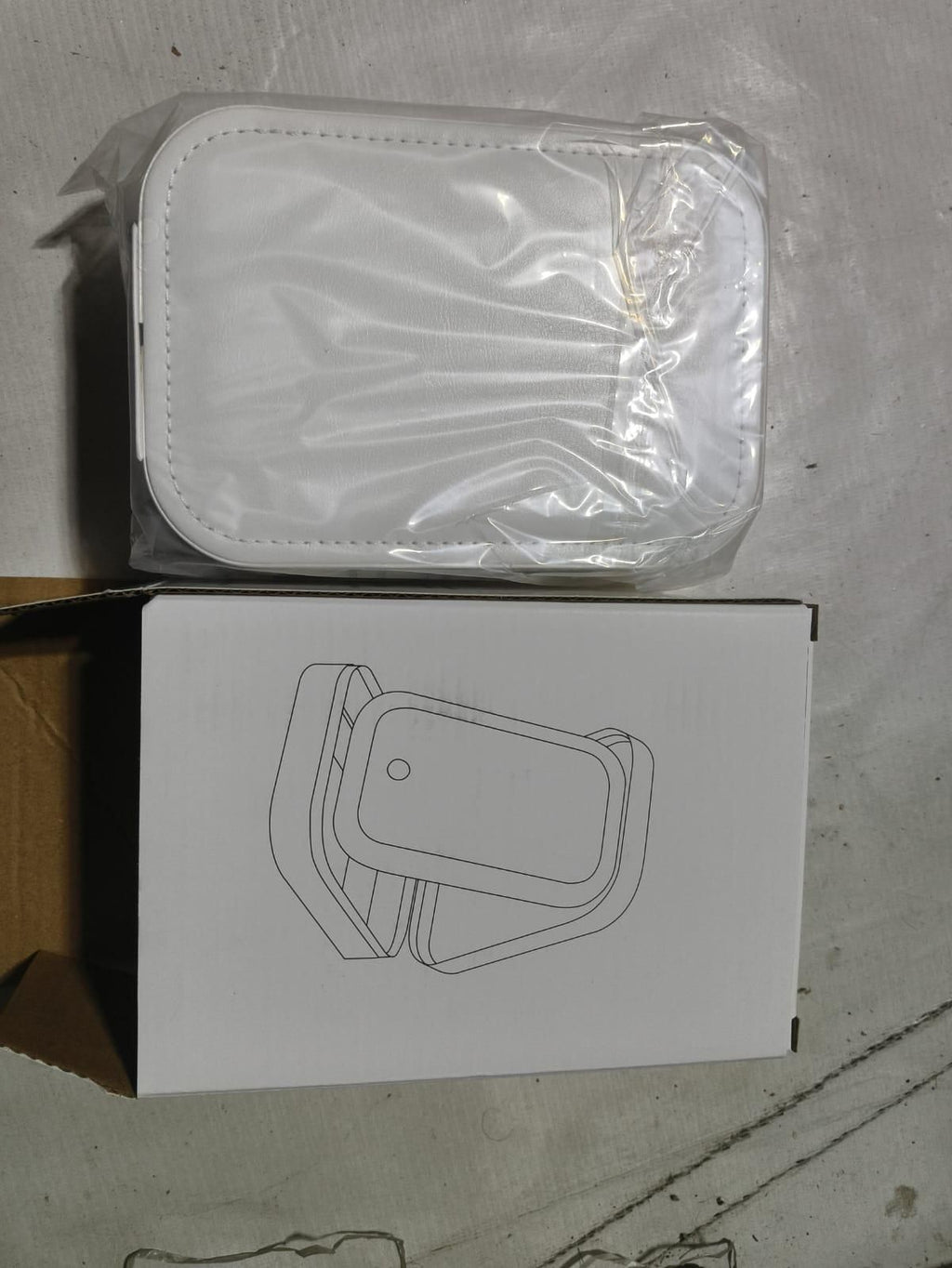 White Jewelry Box with LED Mirror b7cvva-ip